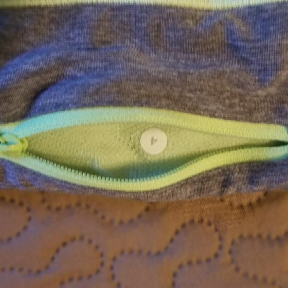Shorts - Picture 2 of 2